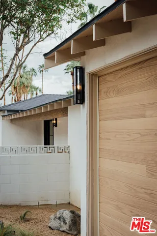 $2,295,000 | 1560 South Calle Palo Fierro, Palm Springs, CA 92264