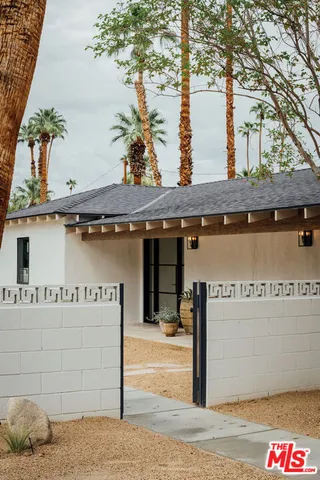 $2,295,000 | 1560 South Calle Palo Fierro, Palm Springs, CA 92264
