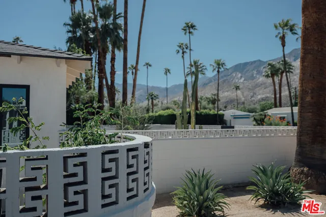 $2,295,000 | 1560 South Calle Palo Fierro, Palm Springs, CA 92264