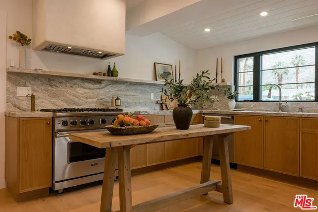 $2,295,000 | 1560 South Calle Palo Fierro, Palm Springs, CA 92264