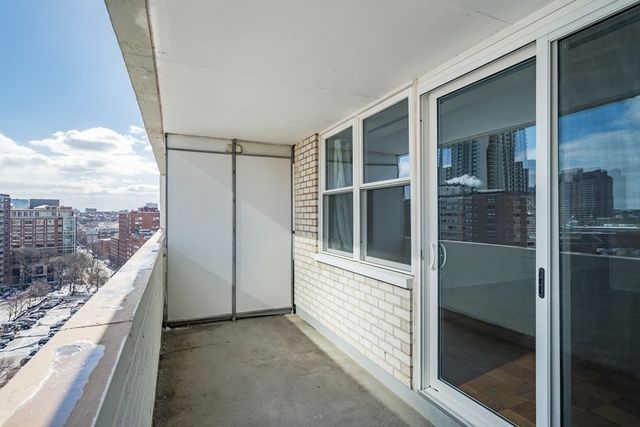 $395,000 | 6 Whittier Place, Unit 16L, Boston, MA 02114