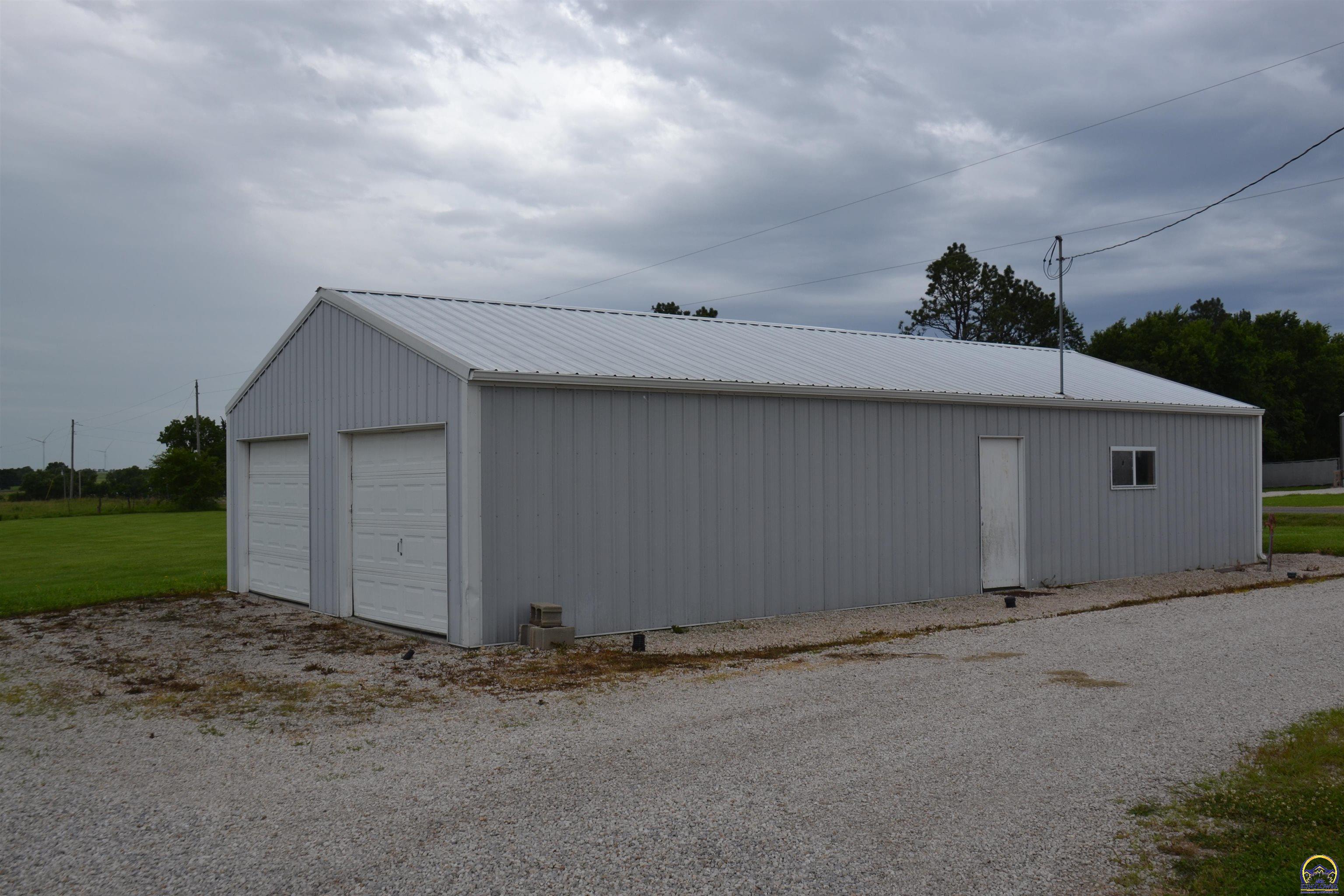 2599 Shetland Road Waverly, KS 66871 - Photo 40 of 49