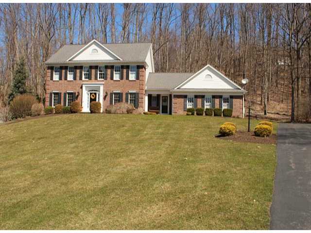 8 Lands End Rise Perinton, NY 14534 - Photo 1 of 1 Exterior Front