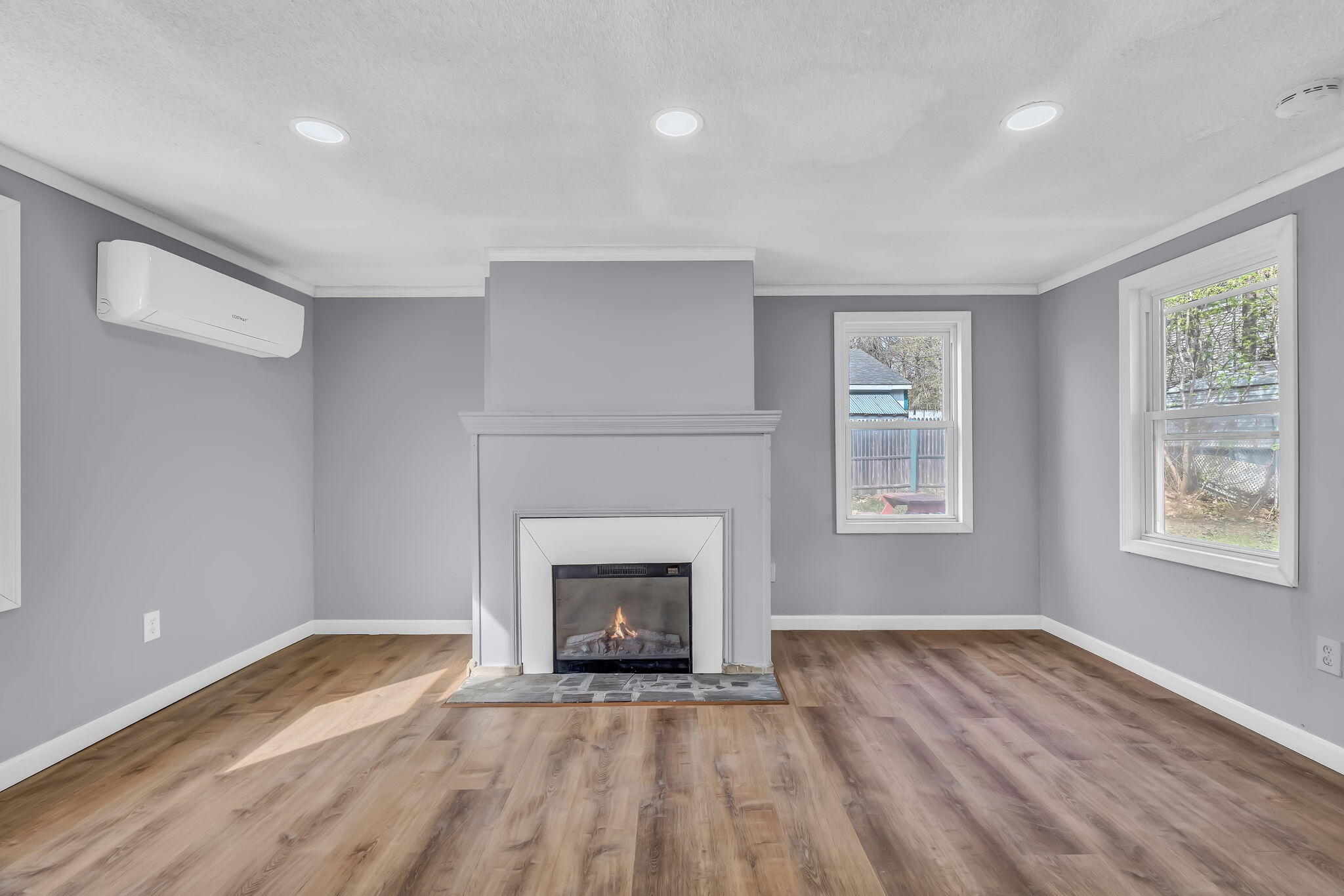 45 West Bates Street Lewiston, ME 04240 - Photo 5 of 52 16-web-or-mls-45-w-bates-st