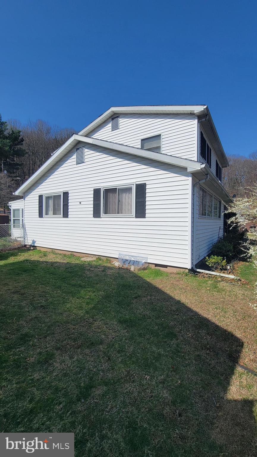 600 Park View Road Lykens, PA 17048 - Photo 2 of 23