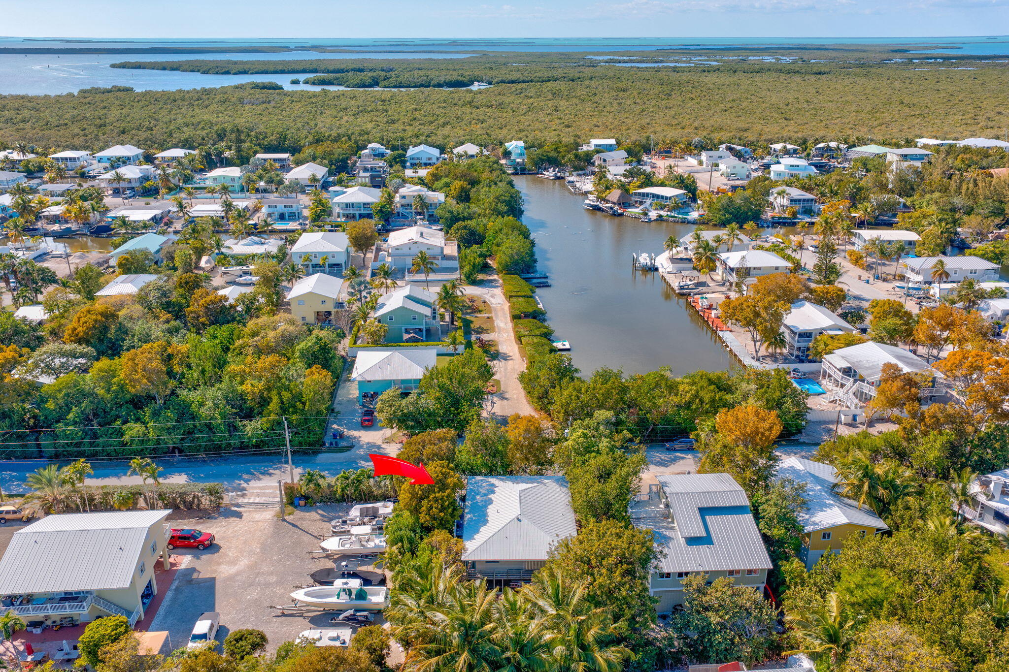708 North Lake Drive Key Largo, FL 33037 - Photo 12 of 40 a view of a city with ocean view