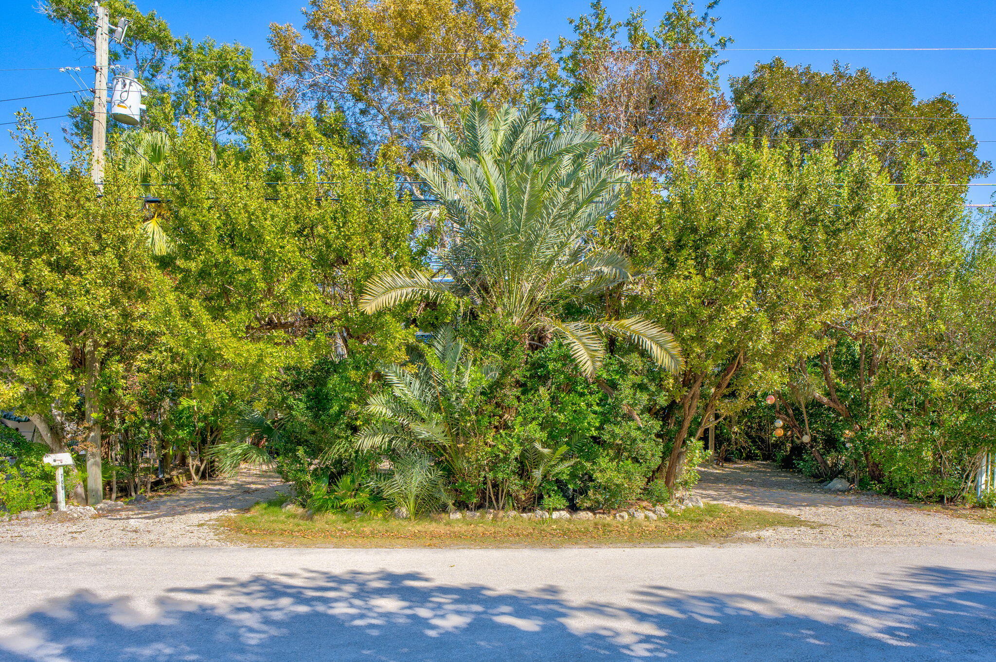 708 North Lake Drive Key Largo, FL 33037 - Photo 35 of 40 708-N-Lake-Dr-Key-Largo-from-street-2