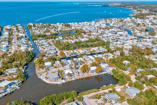 $650,000 | 708 North Lake Drive, Key Largo, FL 33037
