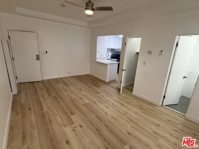 $1,499 | 821 South Wilton Place, Unit 107, Los Angeles, CA 90005