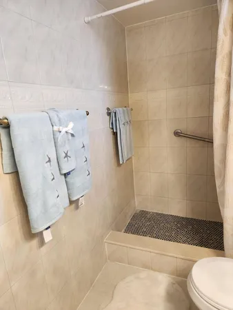 $1,695 | 2606 Garden Drive South, Unit 304, Lake Worth Beach, FL 33461