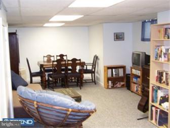 28 Meadowbrook Road Havertown, PA 19083 - Photo 8 of 12 Family Room