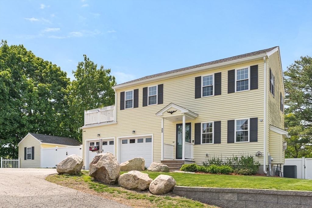 25 Gordon Road Lynn, MA 01904 - Photo 1 of 36