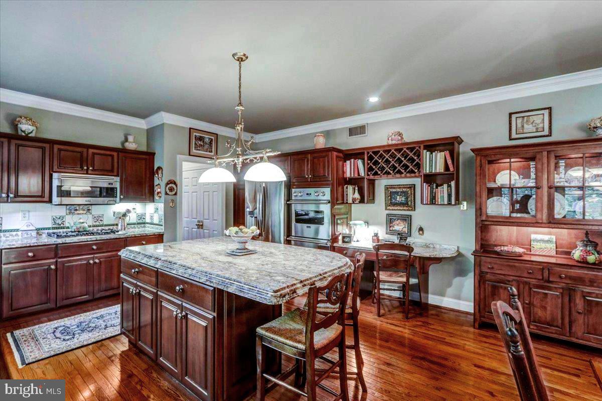 792 Mancill Road Wayne, PA 19087 - Photo 13 of 65