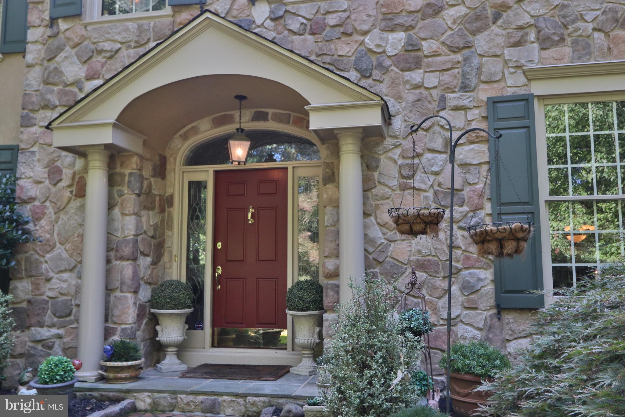 792 Mancill Road Wayne, PA 19087 - Photo 3 of 65