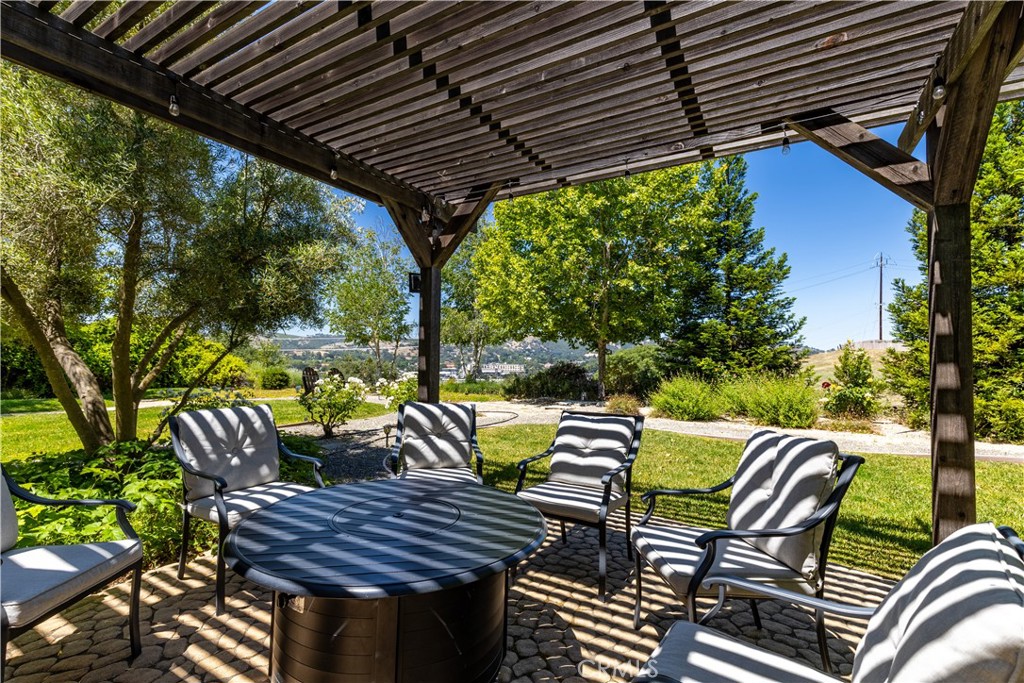 669 Red Cloud Road Paso Robles, CA 93446 - Photo 45 of 61
