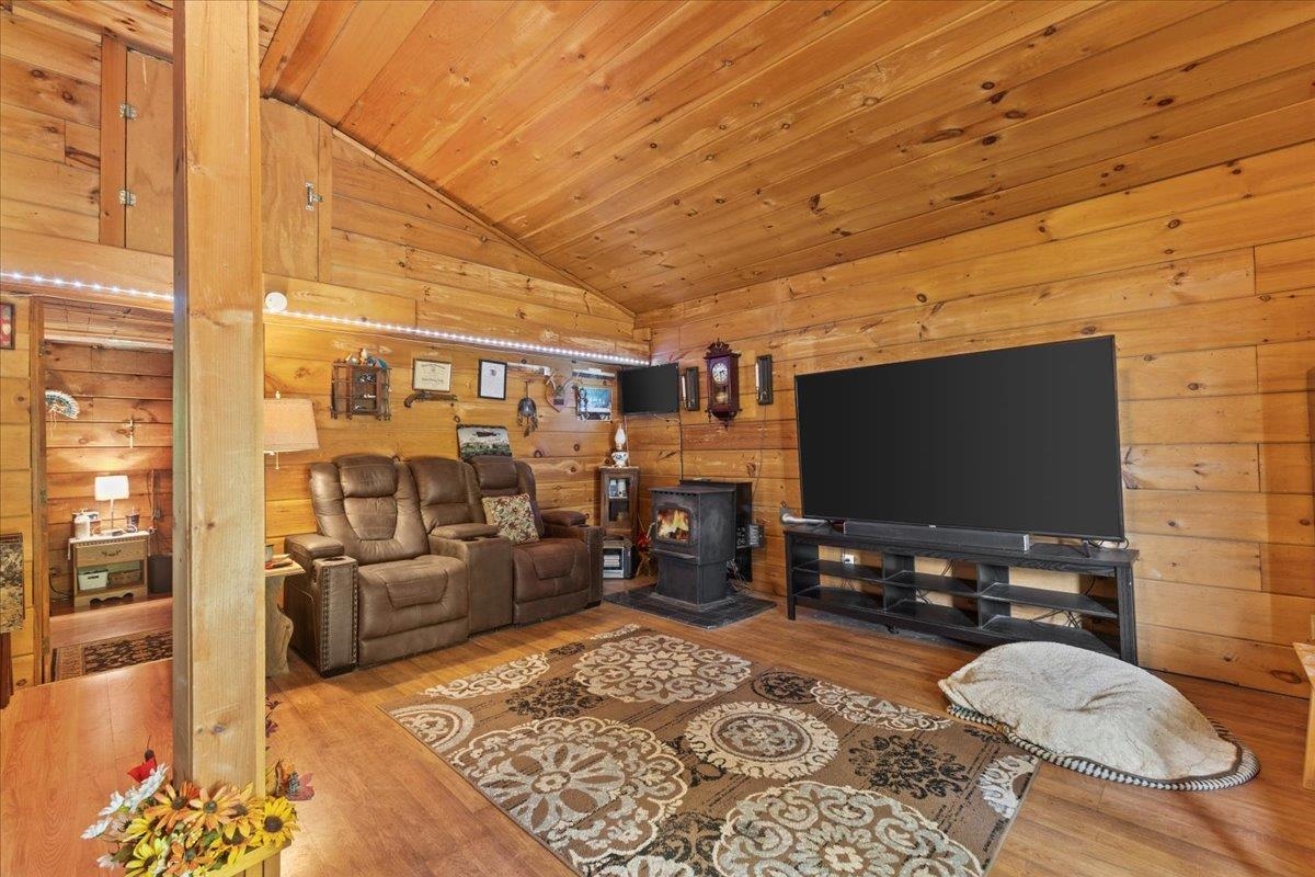 1495 Smead Road Salisbury, VT 05769 - Photo 2 of 31