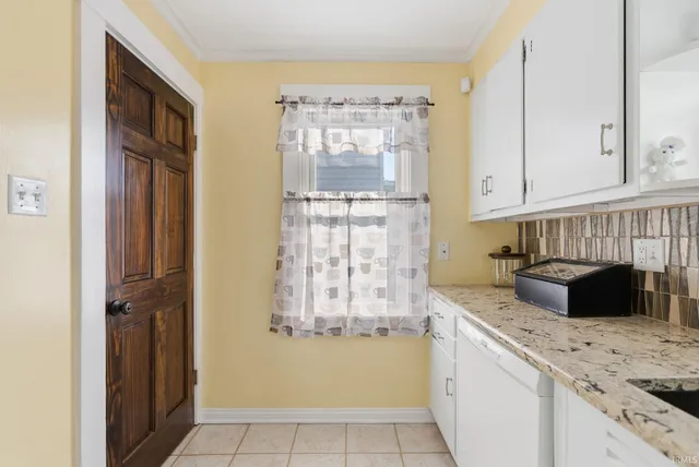 $184,900 | 4332 Indiana Avenue, Fort Wayne, IN 46807