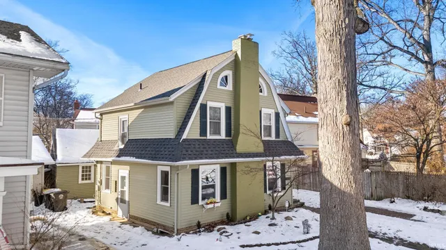 $184,900 | 4332 Indiana Avenue, Fort Wayne, IN 46807