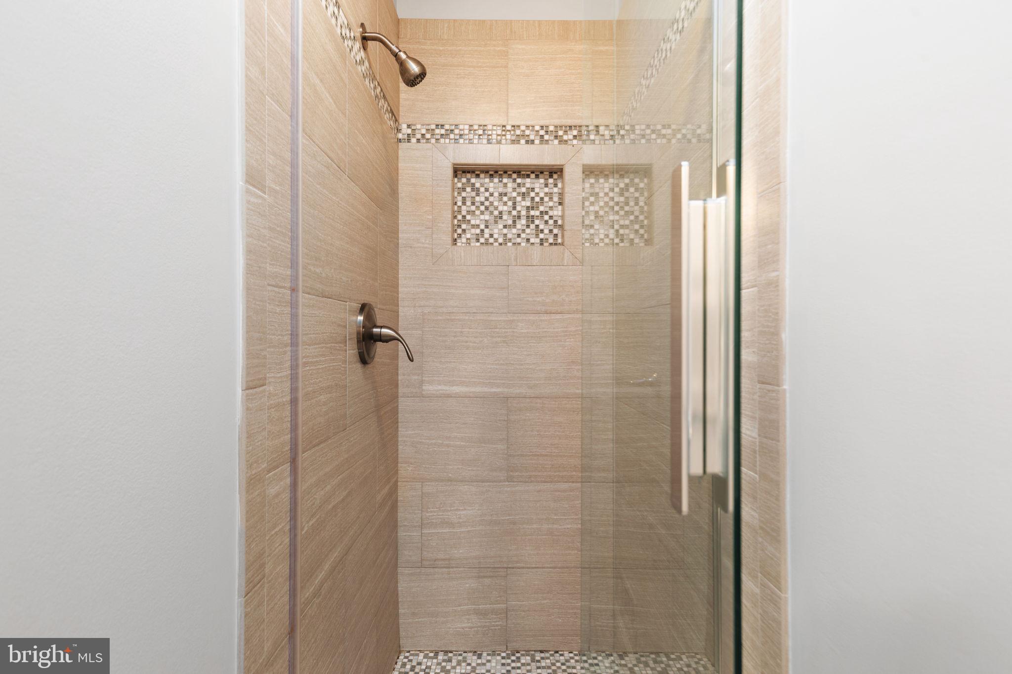 2035 South Glebe Road Arlington, VA 22206 - Photo 15 of 34