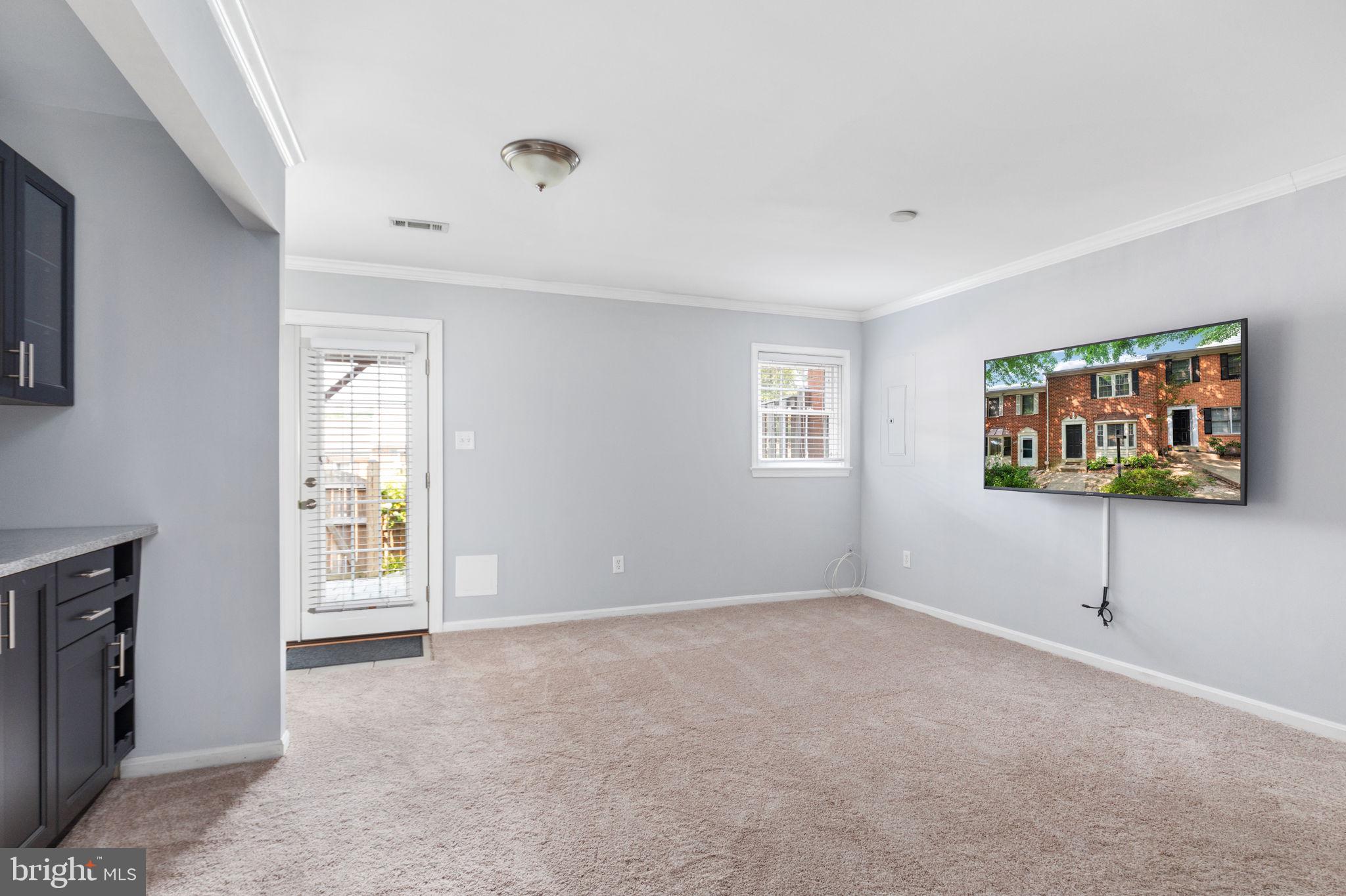 2035 South Glebe Road Arlington, VA 22206 - Photo 21 of 34