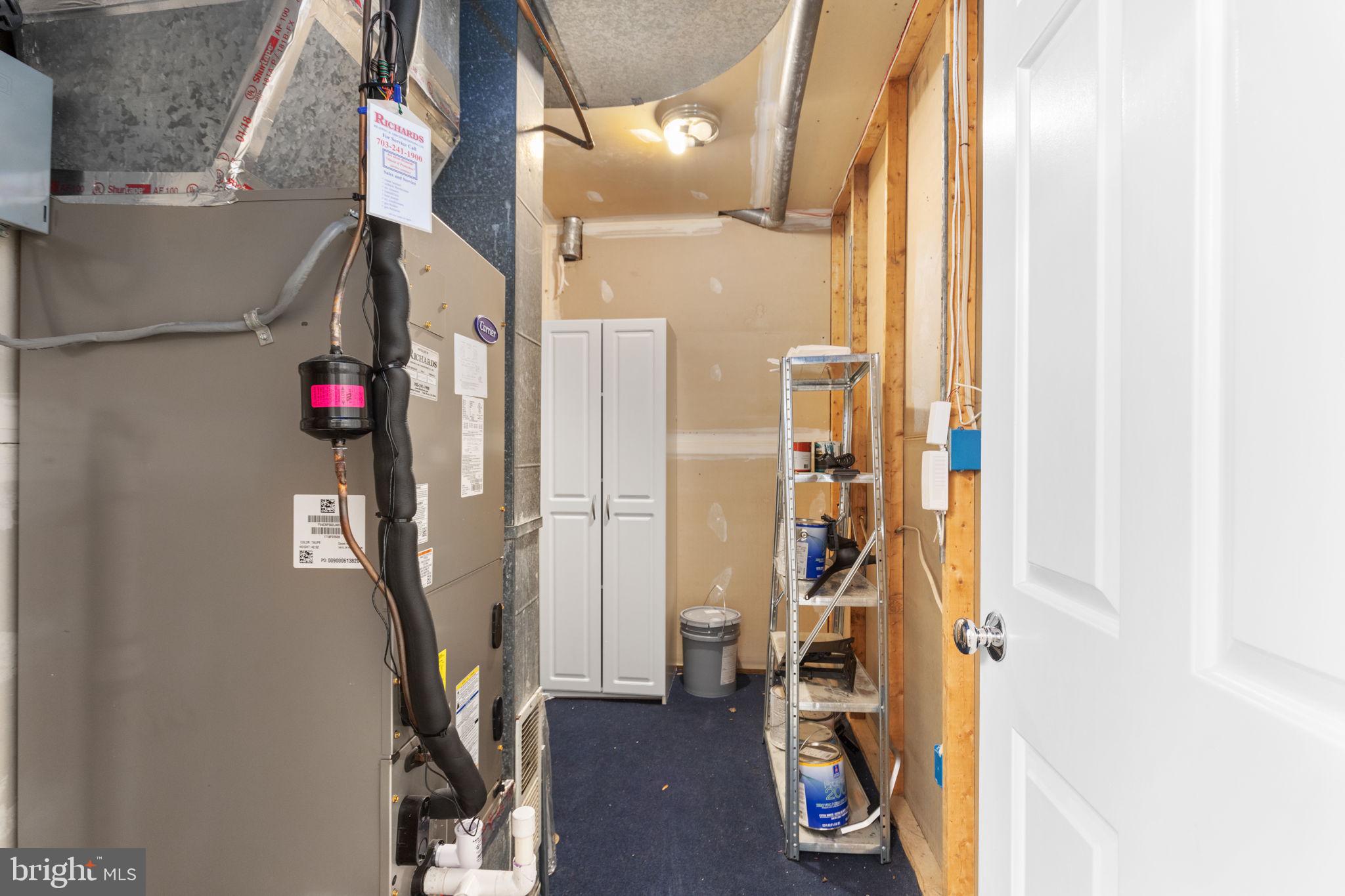 2035 South Glebe Road Arlington, VA 22206 - Photo 28 of 34