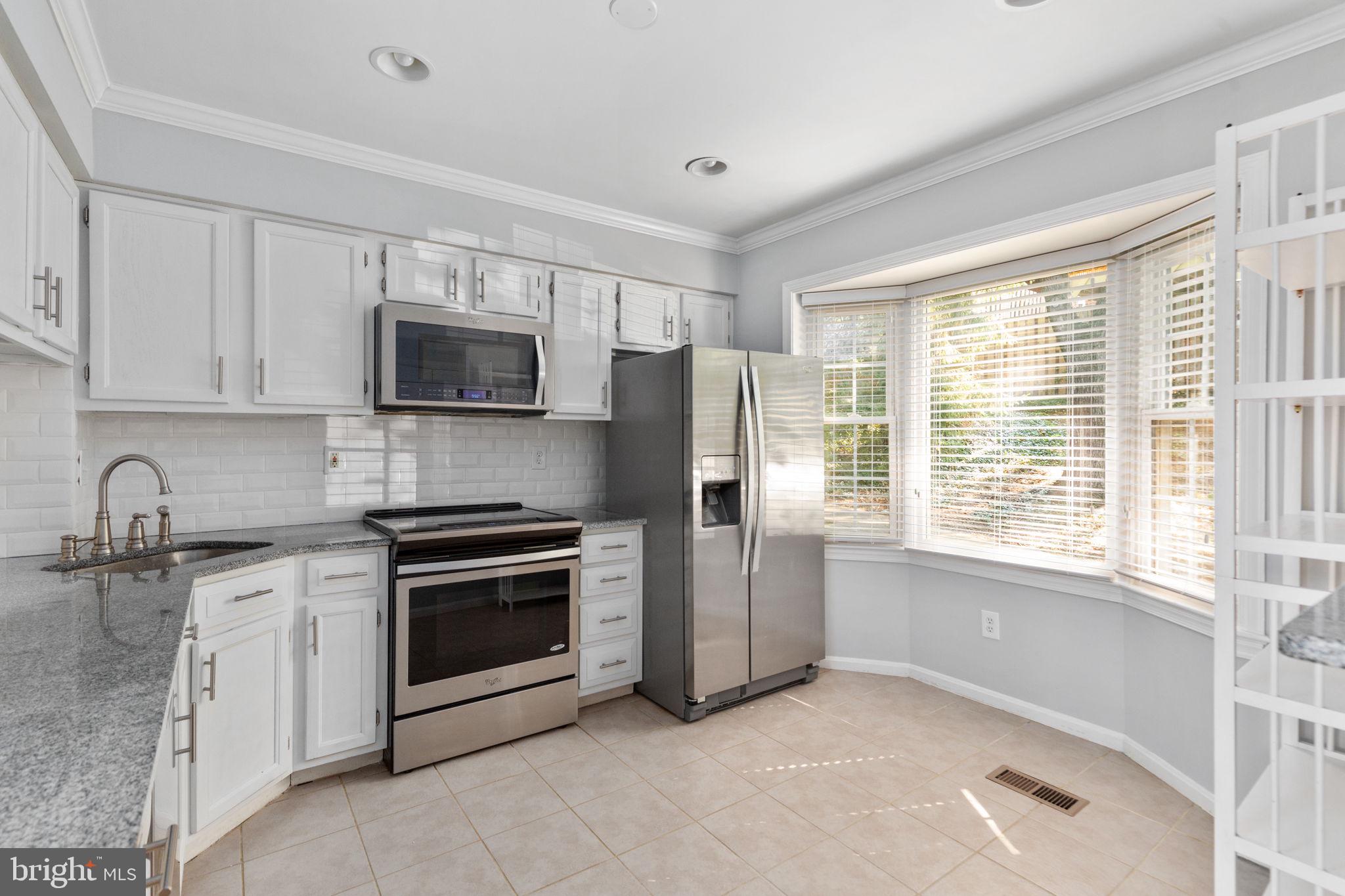 2035 South Glebe Road Arlington, VA 22206 - Photo 4 of 34