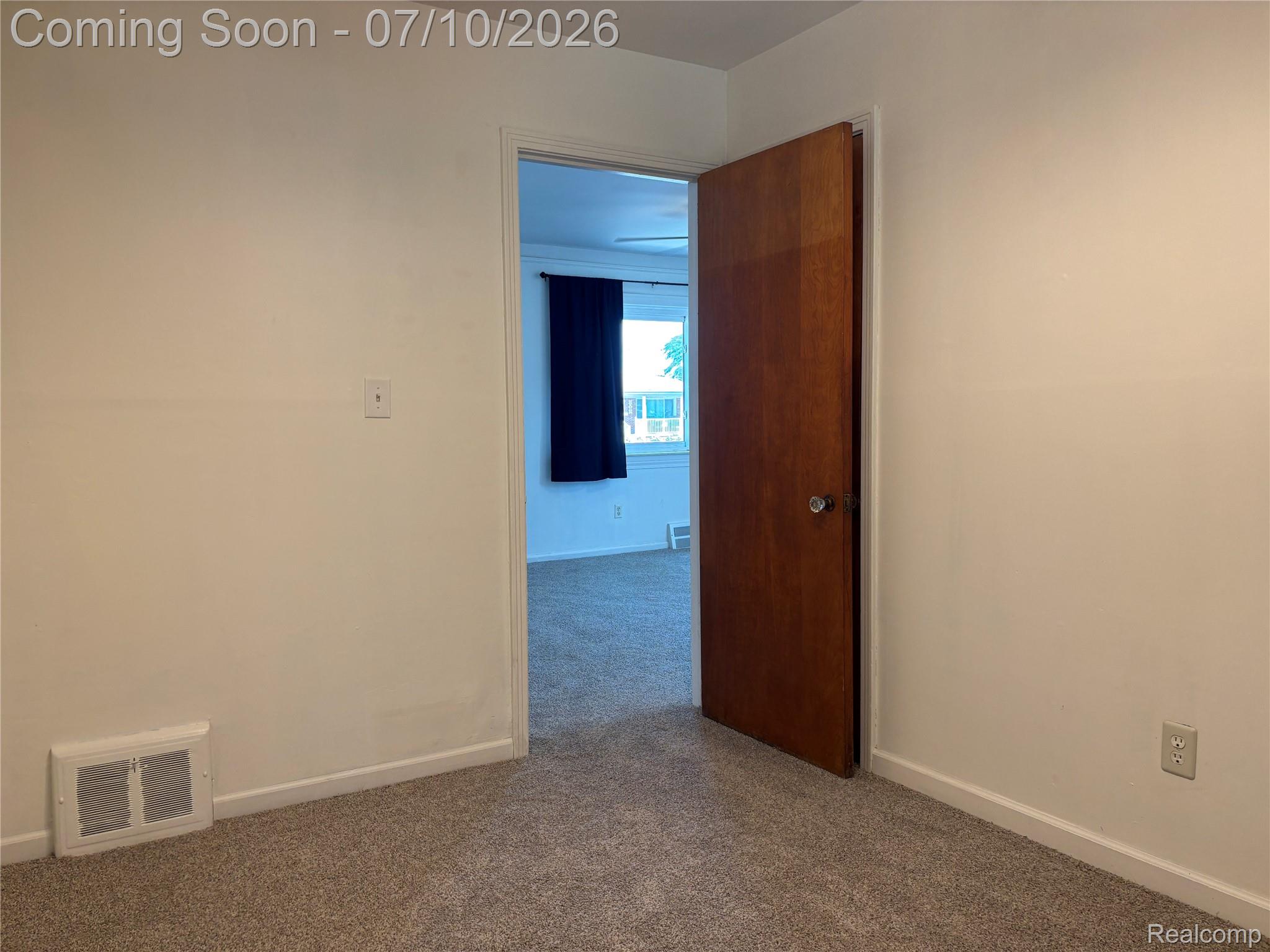 17588 Quarry Road Riverview, MI 48193 - Photo 12 of 17 IMG_3990.JPG