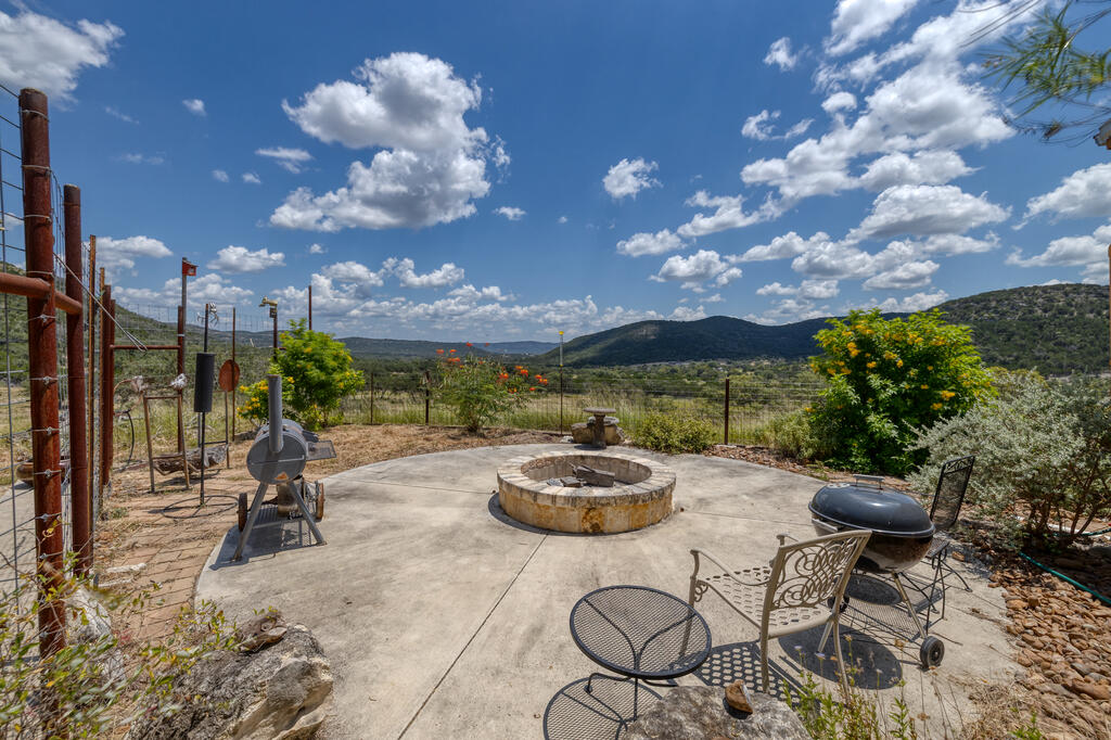2242 Patterson Creek Road Leakey, TX 78873 - Photo 40 of 72 Gallery Image 40