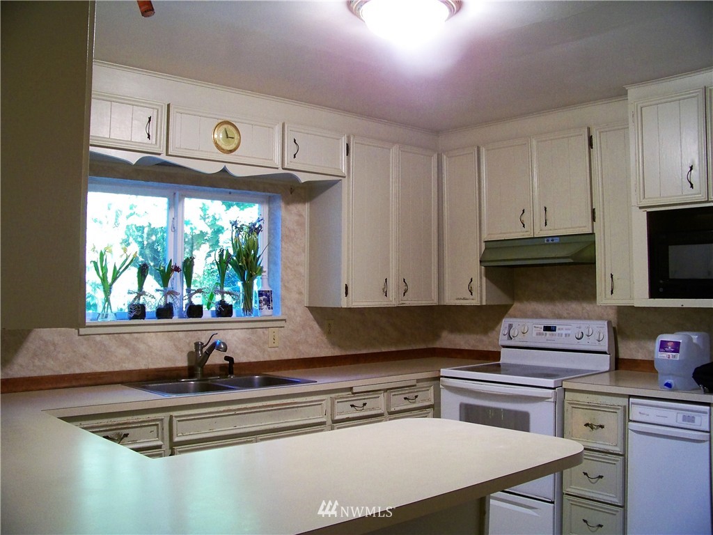 258 Dodge Road Morton, WA 98356 - Photo 8 of 21 Gallery Image 8