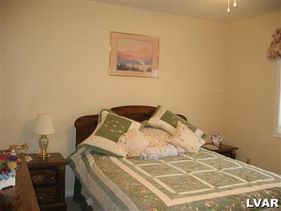0 Rr Kunkletown, PA 18058 - Photo 11 of 12 another great neutral bedroom