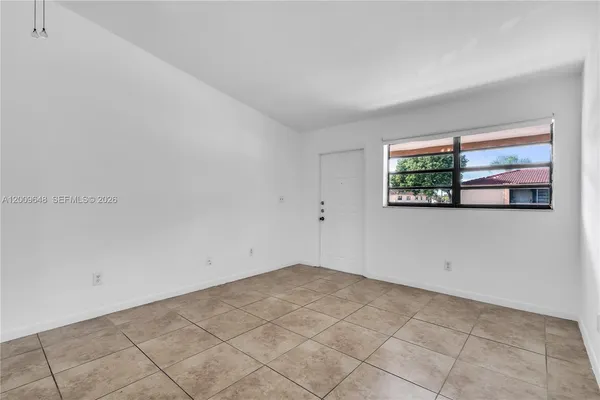 $2,450 | 18206 Mediterranean Boulevard, Unit 521, Hialeah, FL 33015