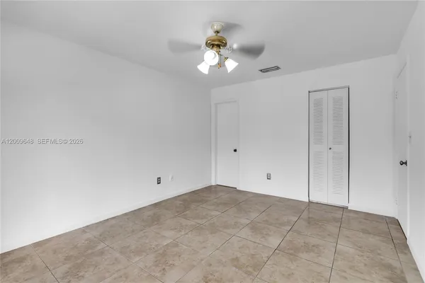 $2,450 | 18206 Mediterranean Boulevard, Unit 521, Hialeah, FL 33015