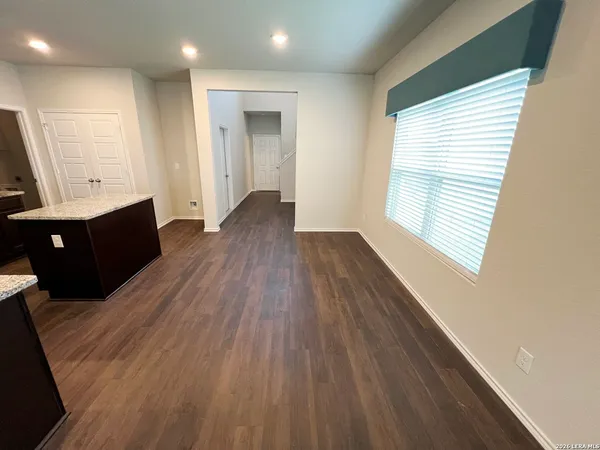 $1,995 | 156 Hunters Brook, San Antonio, TX 78253