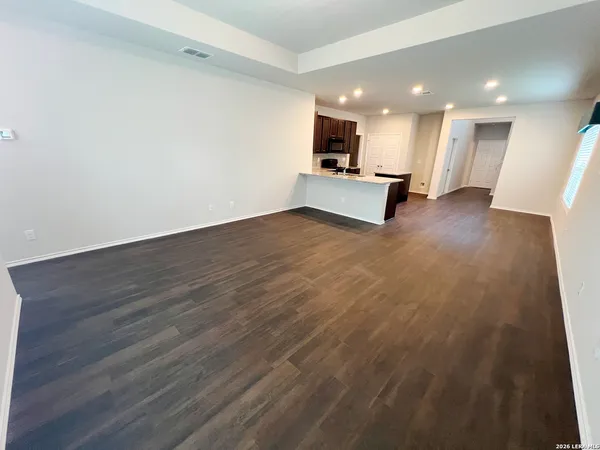 $1,995 | 156 Hunters Brook, San Antonio, TX 78253