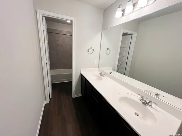 $1,995 | 156 Hunters Brook, San Antonio, TX 78253