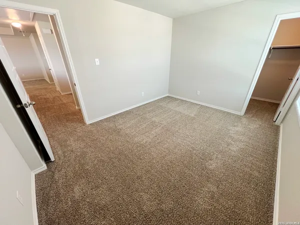 $1,995 | 156 Hunters Brook, San Antonio, TX 78253