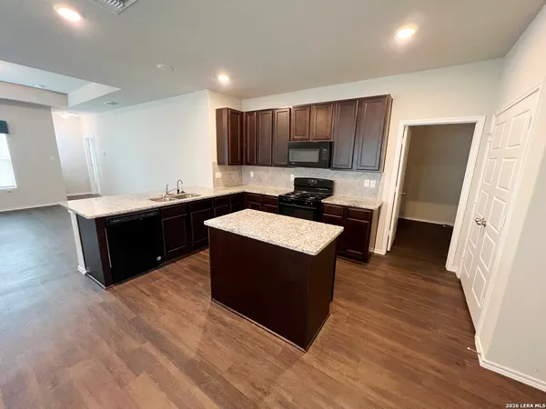 $1,995 | 156 Hunters Brook, San Antonio, TX 78253