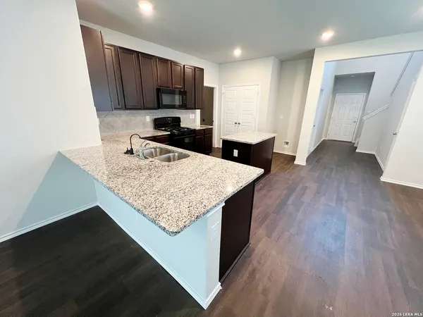 $1,995 | 156 Hunters Brook, San Antonio, TX 78253