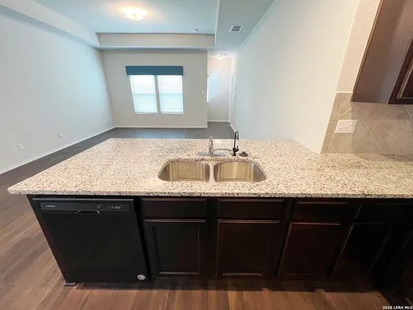 $1,995 | 156 Hunters Brook, San Antonio, TX 78253