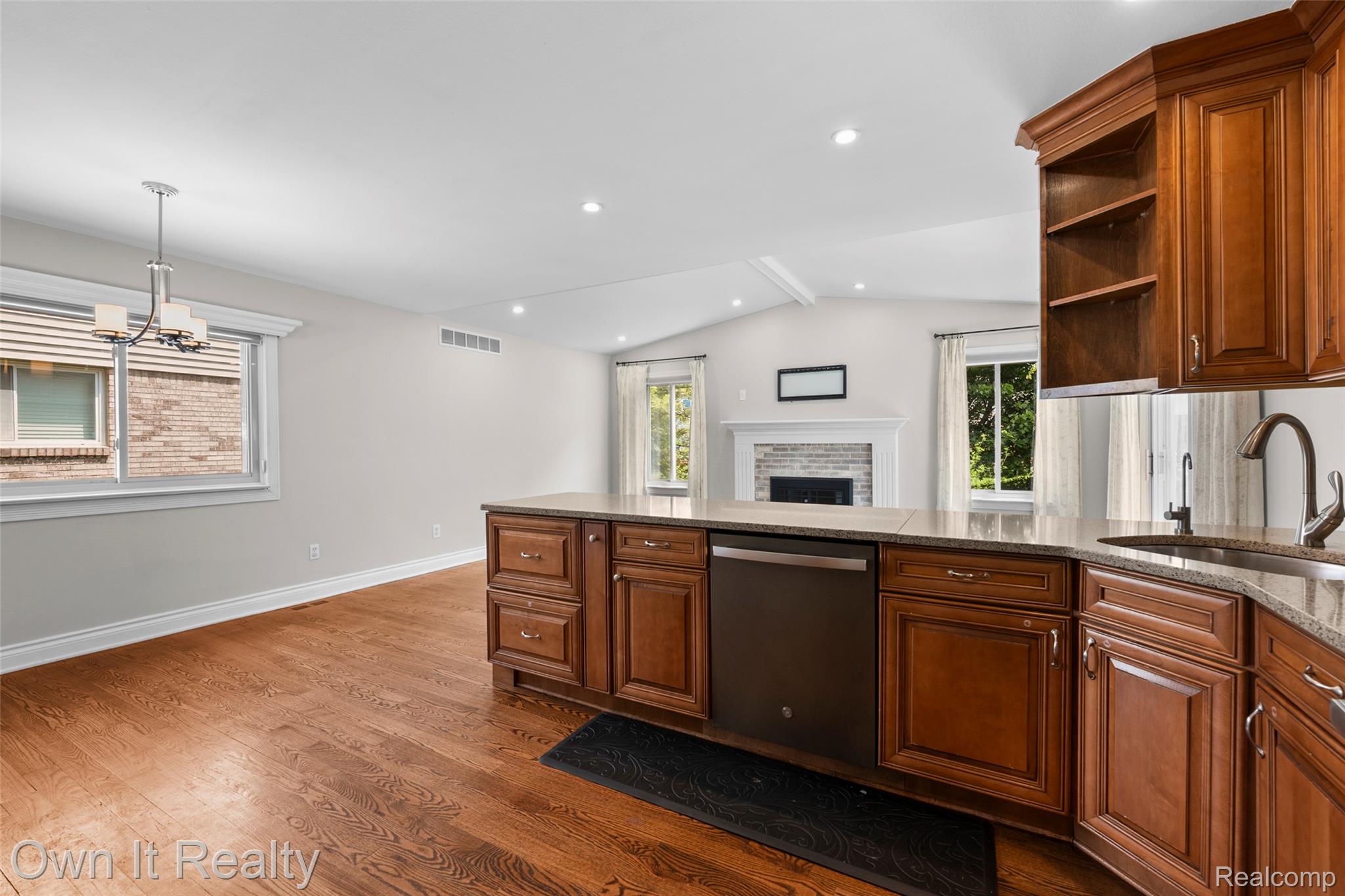 365 Princeton Street Canton, MI 48188 - Photo 15 of 43 13.jpg