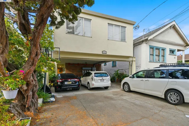 $1,199,950 | 930 Kains Avenue, Albany, CA 94706