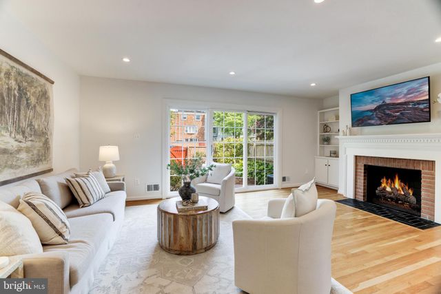 $1,020,000 | 1149 Colonial Road, McLean, VA 22101