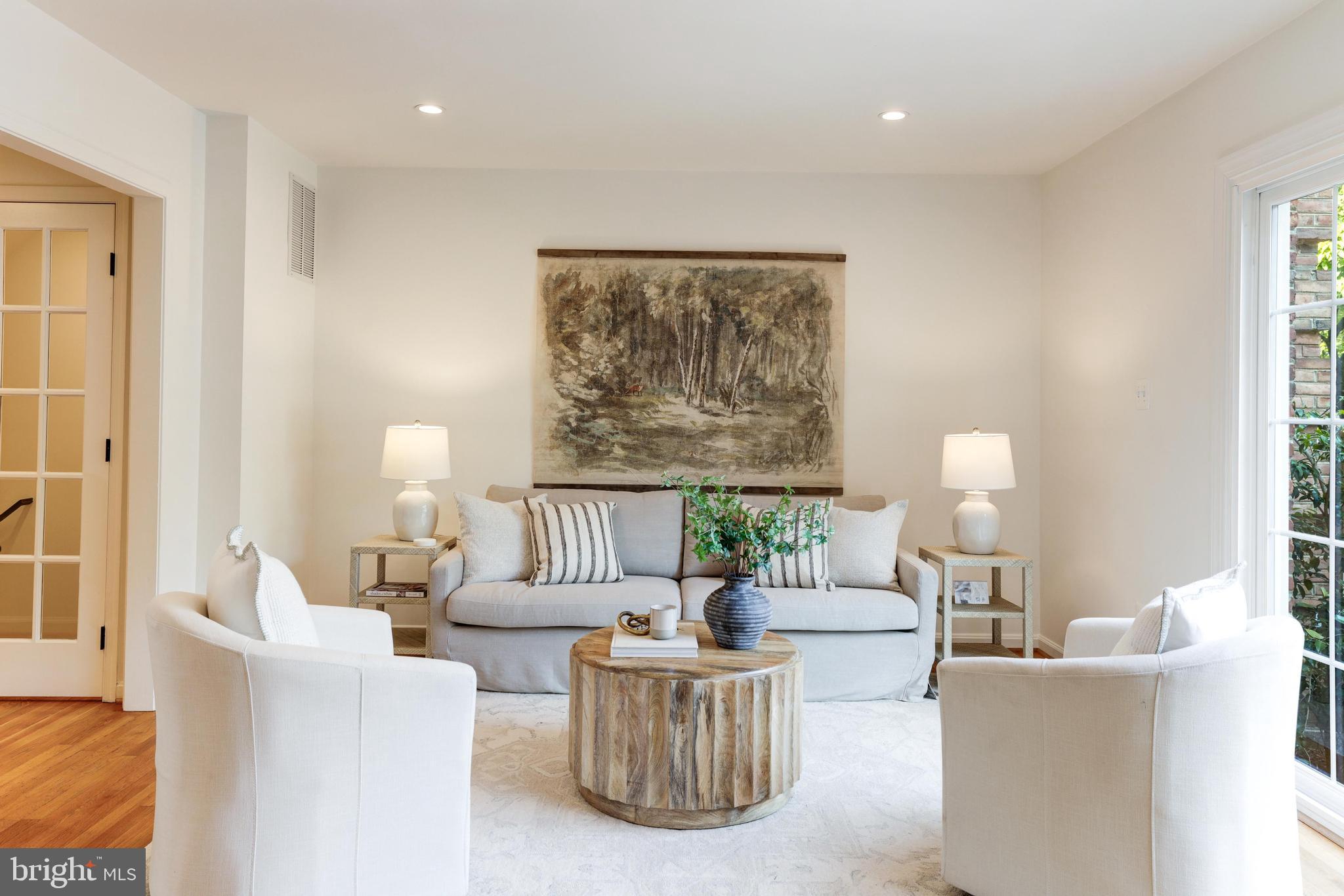 1149 Colonial Road McLean, VA 22101 - Photo 19 of 55 Family Room