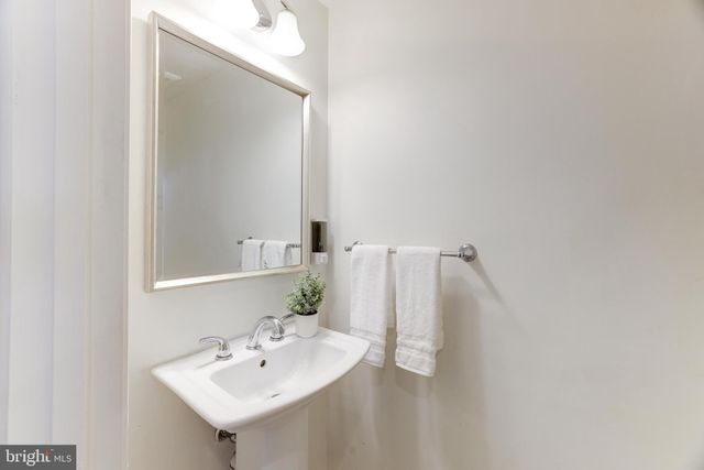 $1,020,000 | 1149 Colonial Road, McLean, VA 22101