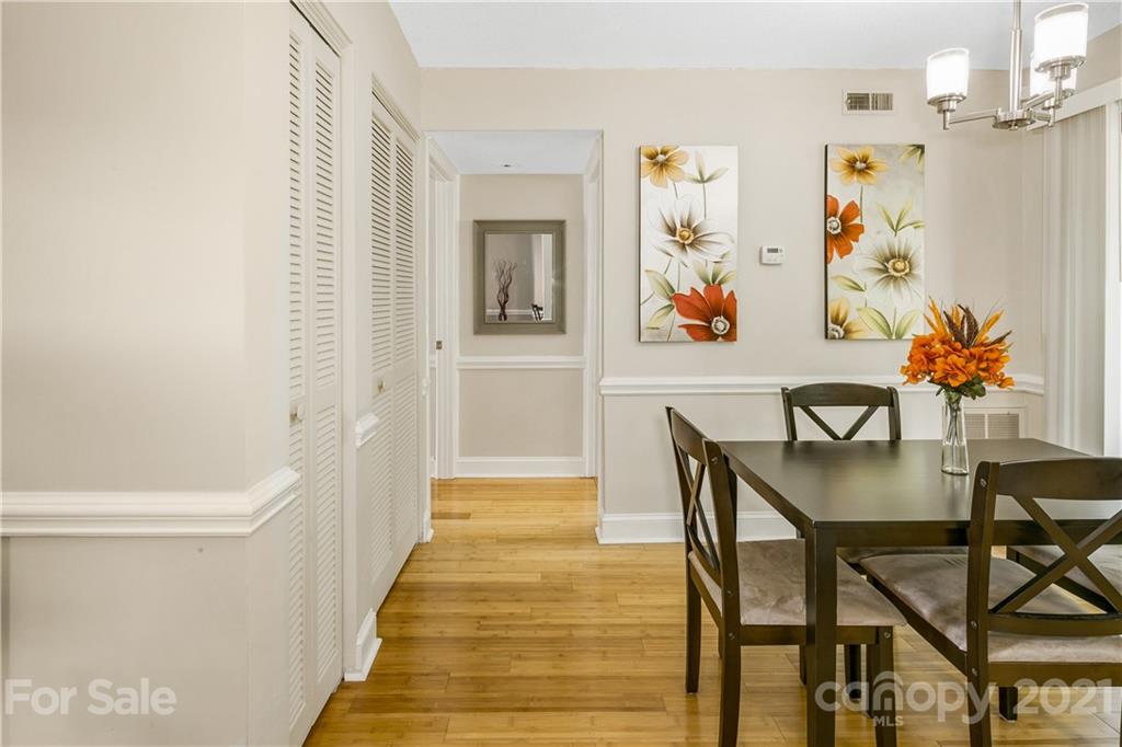 11082 Cedar View Road Charlotte, NC 28226 - Photo 8 of 19 Gallery Image 8