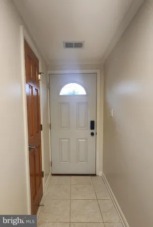 $2,300 | 9533 Quarry Bridge Court, Columbia, MD 21046