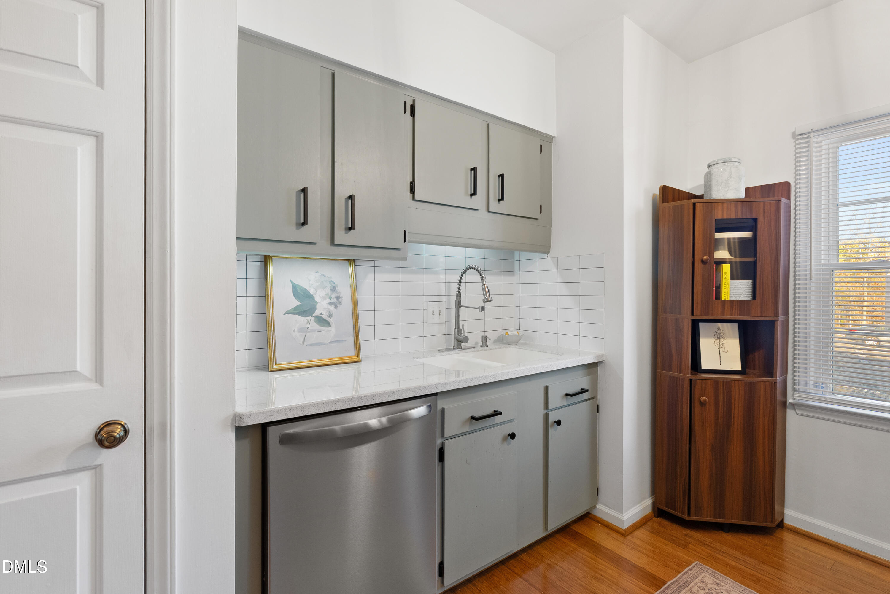 6133 Bushmills Street Raleigh, NC 27613 - Photo 11 of 31 6133 Bushmill-6