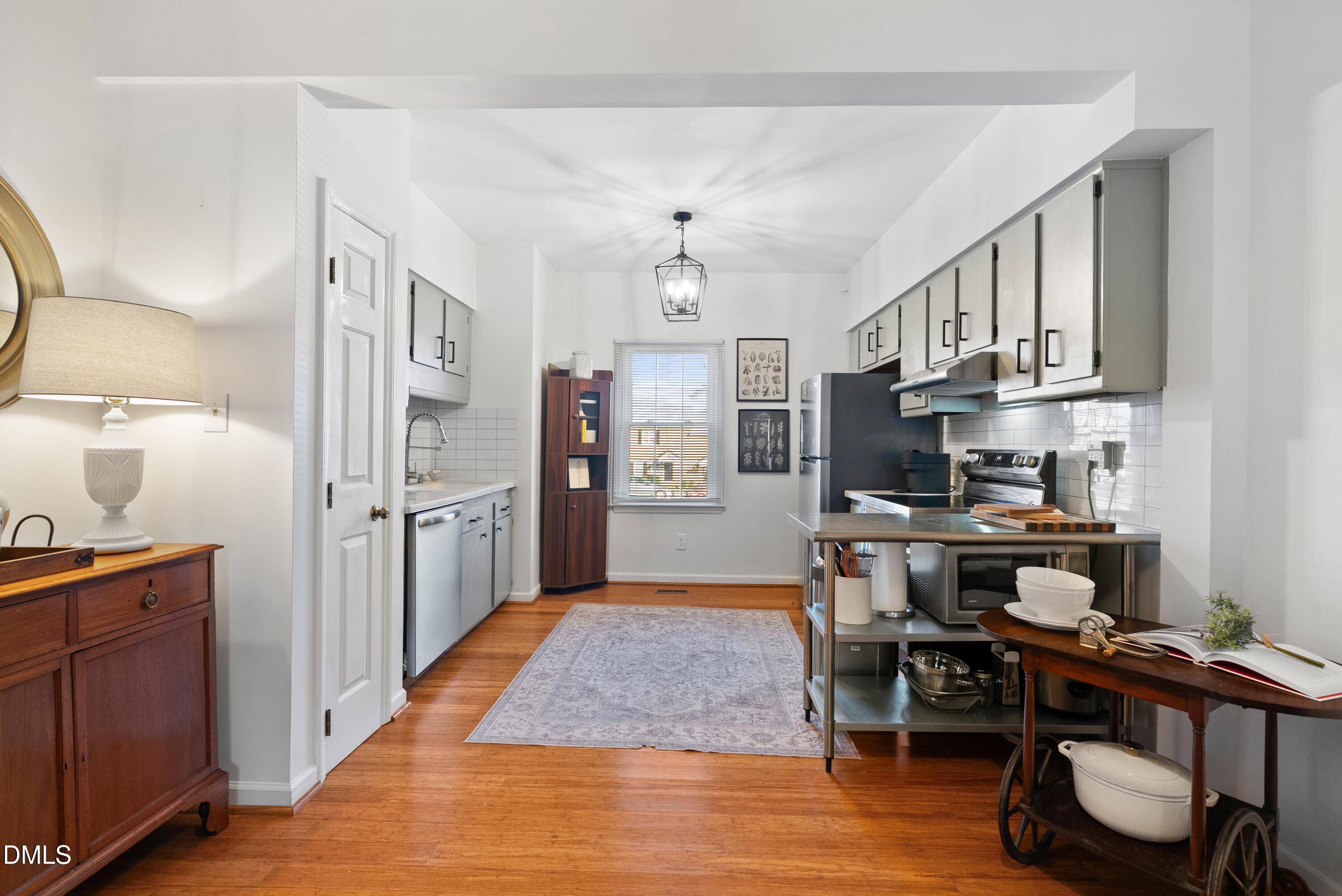 6133 Bushmills Street Raleigh, NC 27613 - Photo 7 of 31 6133 Bushmill-4