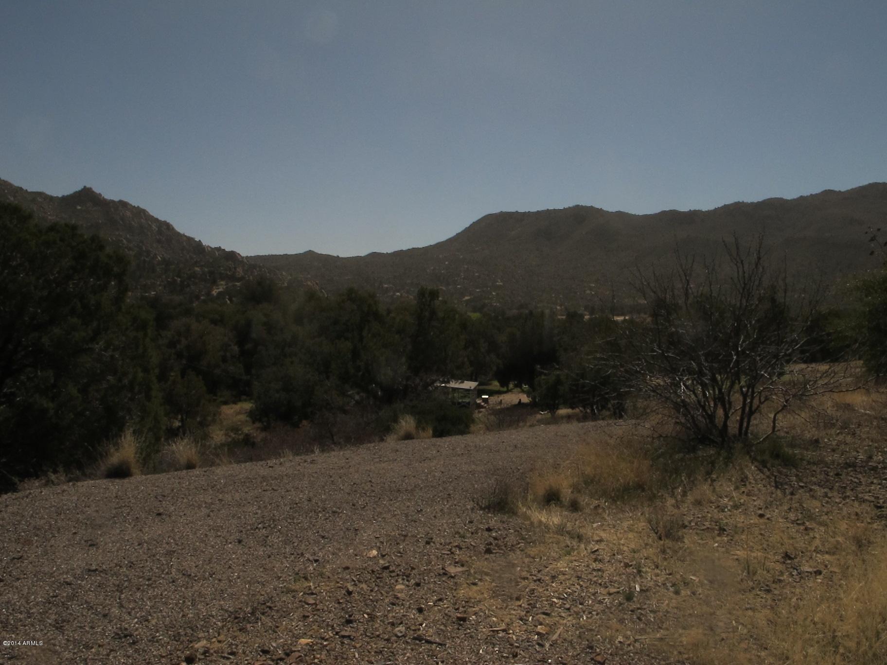 52975 East Harper Road Miami, AZ 85539 - Photo 9 of 31 a view of a valley