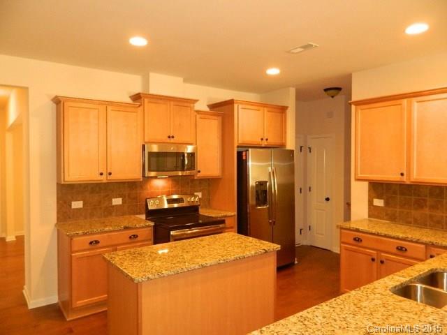 1726 Still River Way, Unit SITE 09 Fort Mill, SC 29708 - Photo 4 of 20 Gallery Image 4